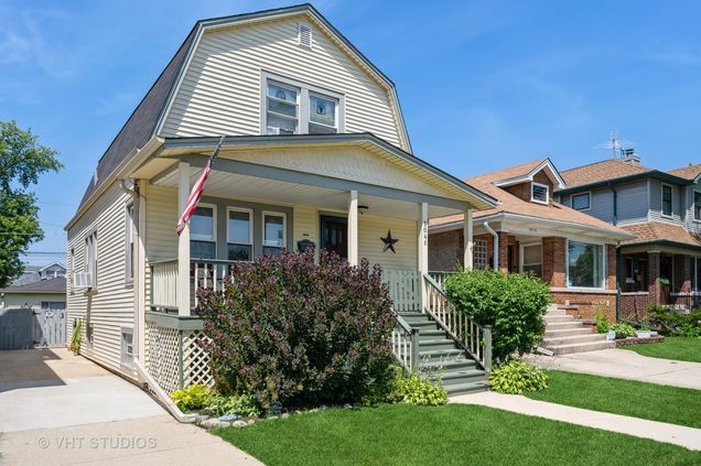 5048 N Keeler Avenue Chicago, IL House Active - Photo 1 of 24. Opens carousel modal