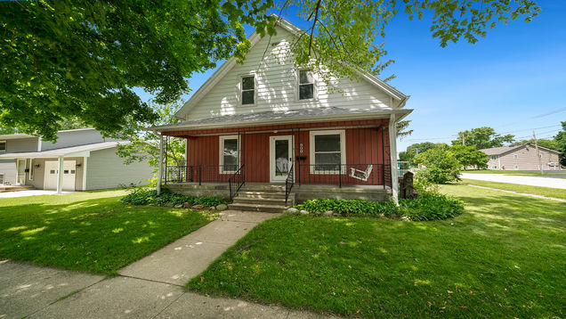 900 S 3rd Street