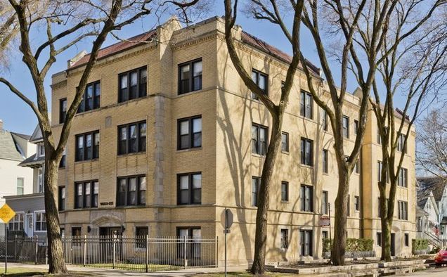 1540 W Waveland Avenue Unit 3 Chicago, IL Condo Active - Photo 1 of 8. Opens carousel modal