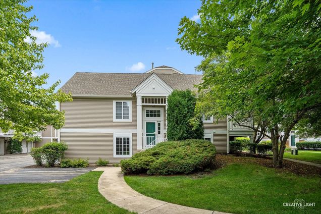 2321 Twilight Drive Aurora, IL Townhouse Active - Photo 1 of 20. Opens carousel modal