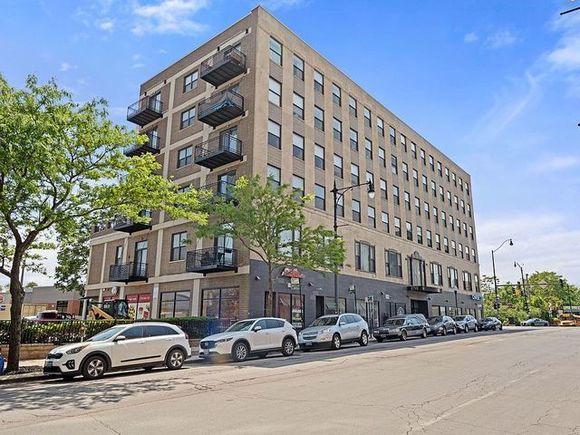 1791 W Howard Street Unit 204 Chicago, IL Condo Active - Photo 1 of 8. Opens carousel modal