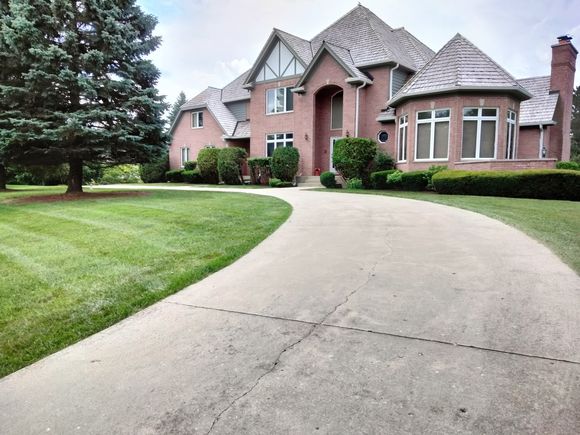 5 Harvest Glen Court