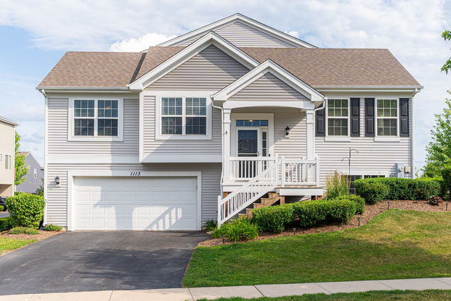 1113 Sapphire Lane