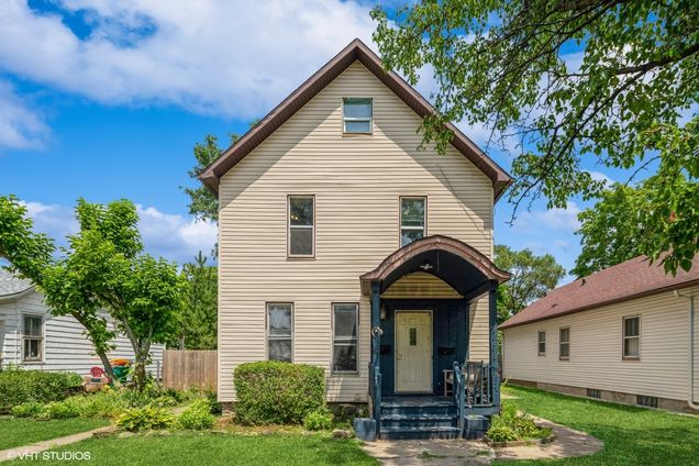 511 Irving Street Joliet, IL Multifamily Active - Photo 1 of 22. Opens carousel modal