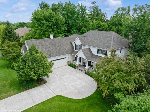 880 Hampstead Court Barrington, IL House Active - Photo 1 of 36. Opens carousel modal