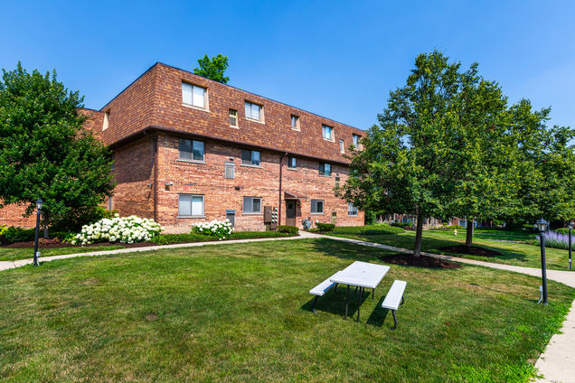 1500 S Fairfield Avenue Unit 2A
