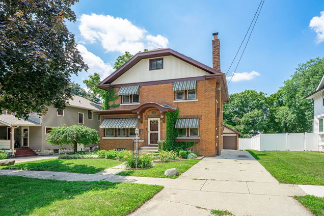 228 N London Avenue