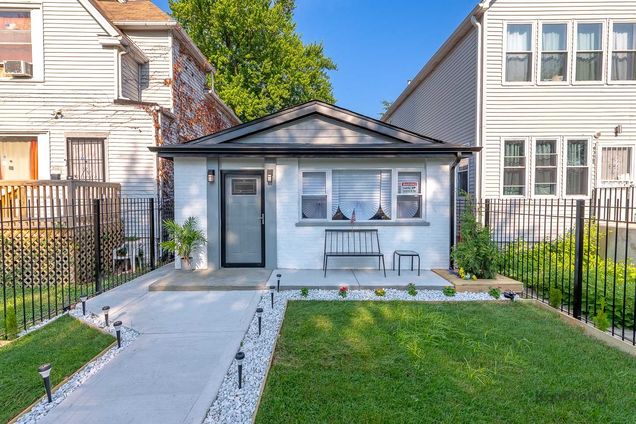 9130 S Greenwood Avenue Chicago, IL House Active - Photo 1 of 29. Opens carousel modal