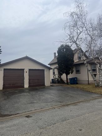 12229 S Rexford Street Alsip, IL House Active - Photo 1 of 8. Opens carousel modal