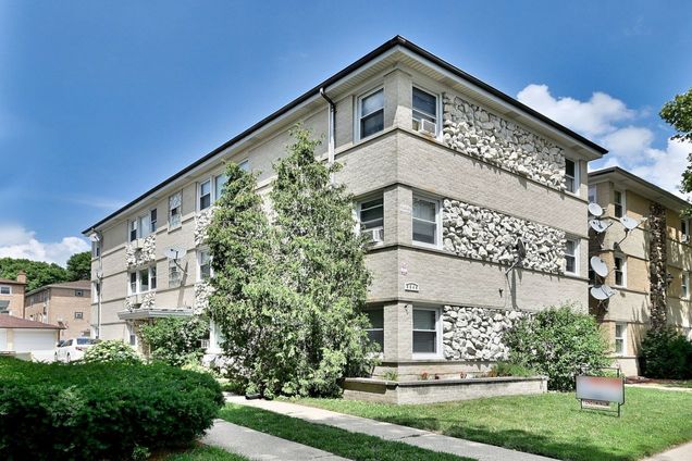 8646 W Berwyn Avenue Unit 2N