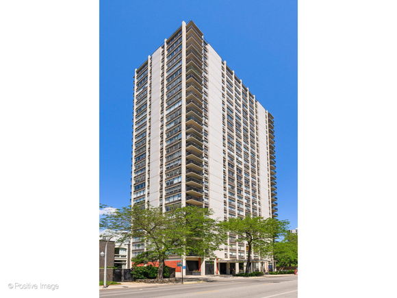 1355 N Sandburg Terrace Unit 1707D