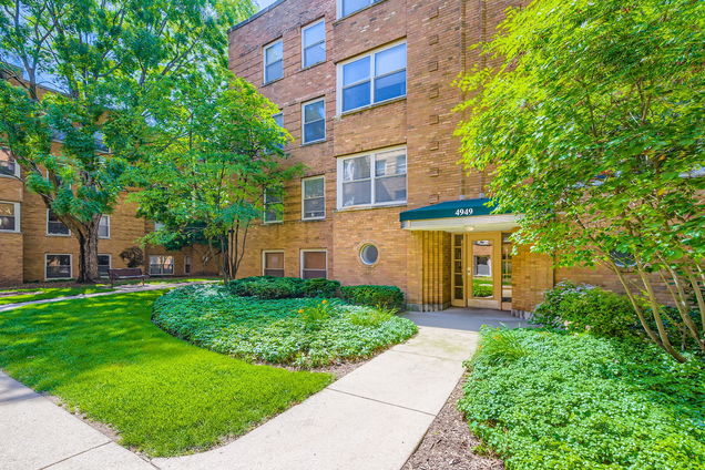 4949 N Wolcott Avenue Unit 1A