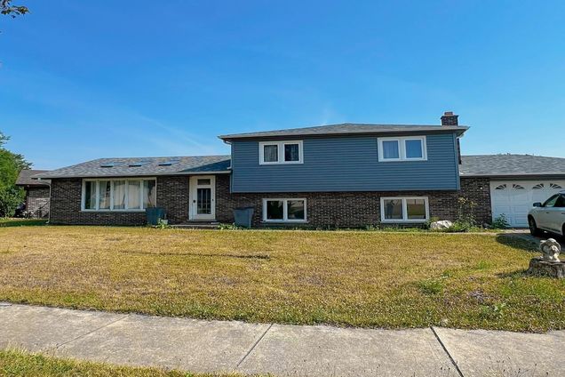 12818 S Blossom Drive Alsip, IL House Active - Photo 1 of 1. Opens carousel modal
