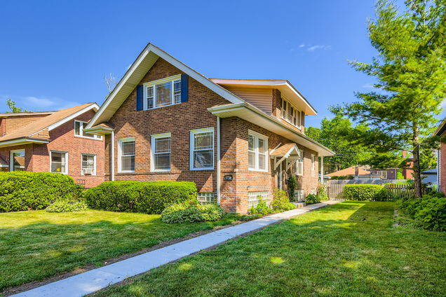 1726 W 106th Street
