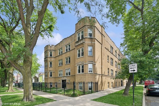 4103 N Lawndale Avenue Unit 202 Chicago, IL Condo Active - Photo 1 of 13. Opens carousel modal