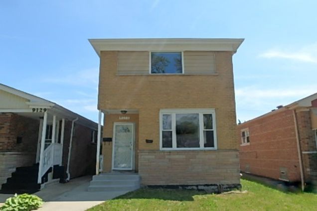 9131 S Parnell Avenue Chicago, IL House Active - Photo 1 of 15. Opens carousel modal