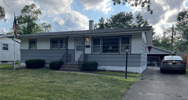 59 Indianwood Drive