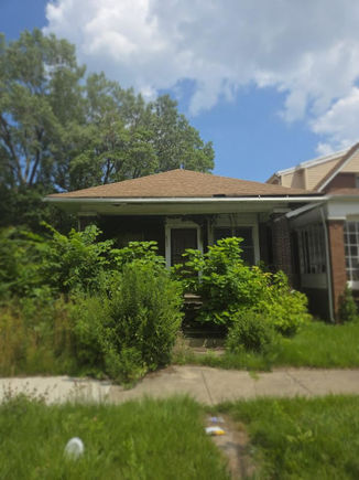 6711 S Prairie Avenue