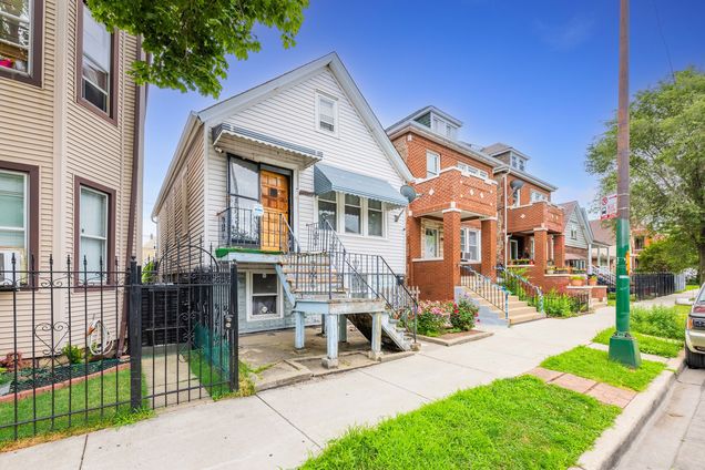 4507 S California Avenue Chicago, IL House Active - Photo 1 of 28. Opens carousel modal
