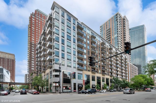 1 E 8th Street Unit 606 Chicago, IL Condo Active - Photo 1 of 16. Opens carousel modal