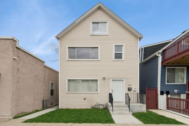3236 S 49th Avenue Cicero, IL Multifamily Active - Photo 1 of 15. Opens carousel modal