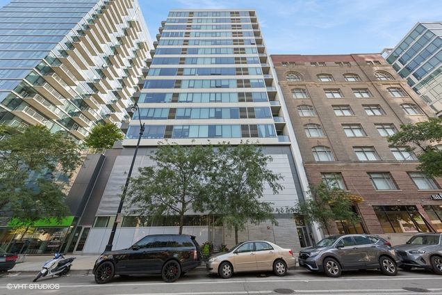 1345 S Wabash Avenue Unit 1406 Chicago, IL Condo Active - Photo 1 of 12. Opens carousel modal