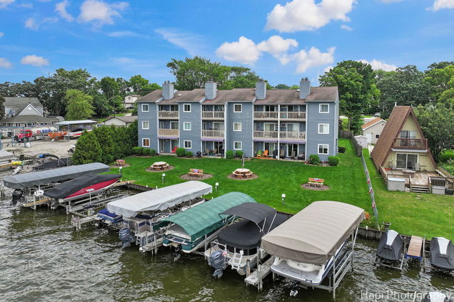 52 N Pistakee Lake Road Unit 4