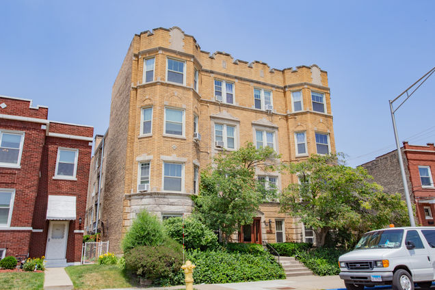 7639 W Jackson Boulevard Unit 1E Forest Park, IL Condo Active - Photo 1 of 15. Opens carousel modal