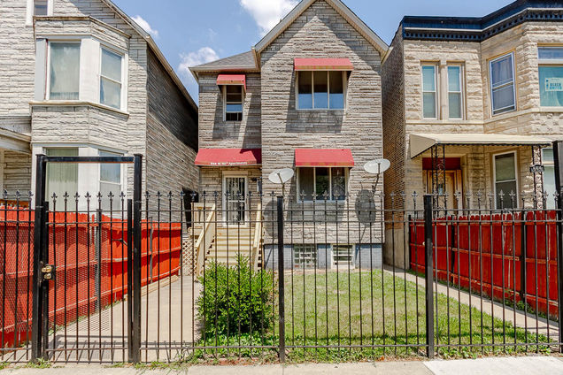648 W 60th Street Chicago, IL Multifamily Active - Photo 1 of 27. Opens carousel modal
