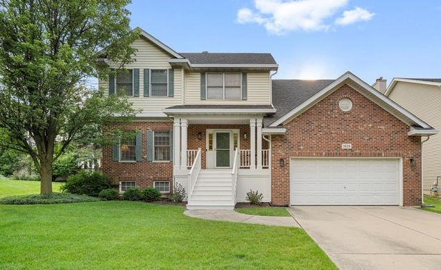 1626 S Norbury Avenue Lombard, IL House Active - Photo 1 of 30. Opens carousel modal