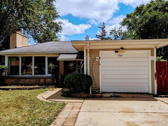 1721 Maple Street Des Plaines, IL House Active - Photo 1 of 1. Opens carousel modal
