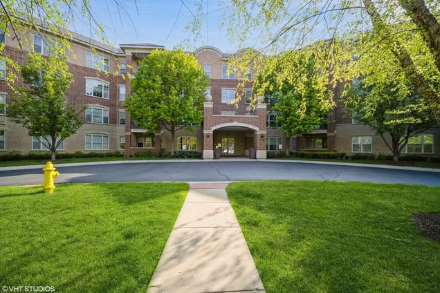 2700 Summit Drive Unit 307 Glenview, IL Condo Contingent - Photo 1 of 23. Opens carousel modal