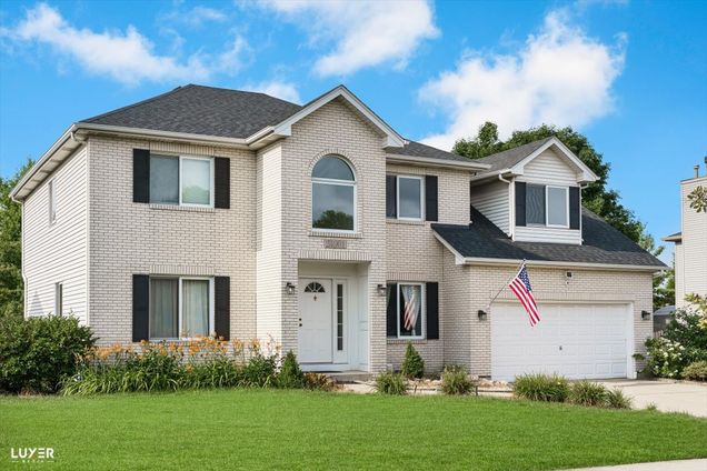 24901 Michele Drive Plainfield, IL House Active - Photo 1 of 40. Opens carousel modal