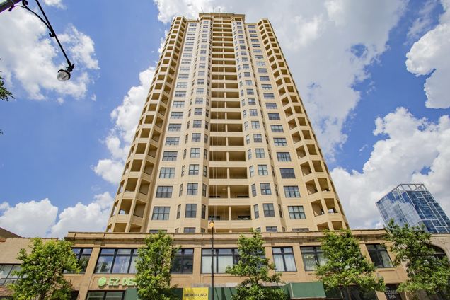 1464 S Michigan Avenue Unit 704 Chicago, IL Condo Active - Photo 1 of 22. Opens carousel modal
