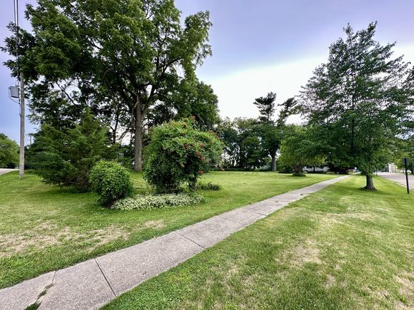 107 E Center Street Mount Morris, IL Plot of land Active - Photo 1 of 7. Opens carousel modal