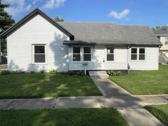 3 N Jefferson Street Harvard, IL House Active - Photo 1 of 29. Opens carousel modal