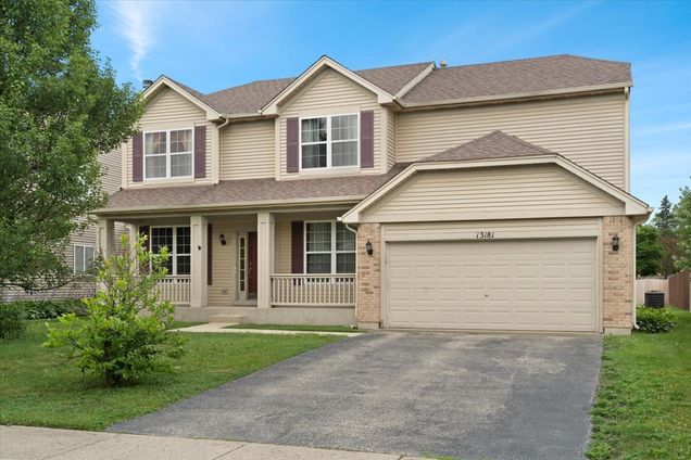 13181 W Newcastle Lane Beach Park, IL House Active - Photo 1 of 48. Opens carousel modal