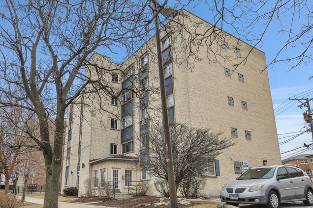 4976 N Milwaukee Avenue Unit 101 Chicago, IL Condo Active - Photo 1 of 26. Opens carousel modal
