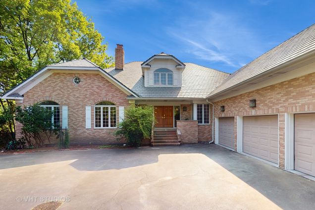 8980 N Enclave Drive Burr Ridge, IL House Active - Photo 1 of 58. Opens carousel modal