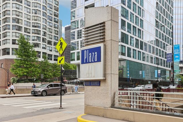 440 N Wabash Avenue Unit 2307 Chicago, IL Condo Active - Photo 1 of 14. Opens carousel modal