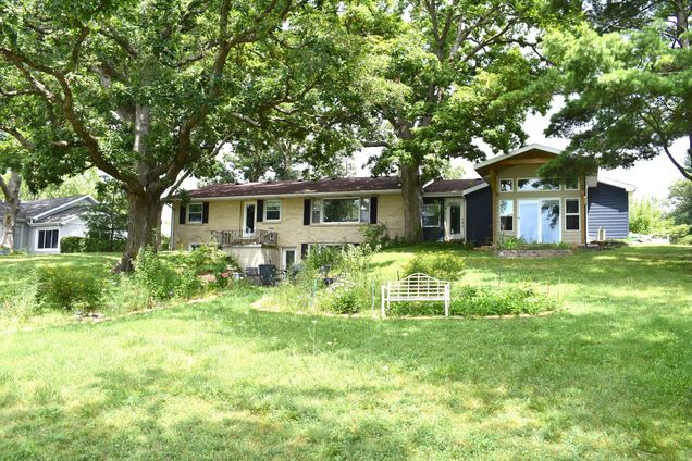 302 Weaver Court Loda, IL House Active - Photo 1 of 28. Opens carousel modal