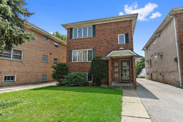1955 Vermont Street Blue Island, IL Multifamily Active - Photo 1 of 34. Opens carousel modal