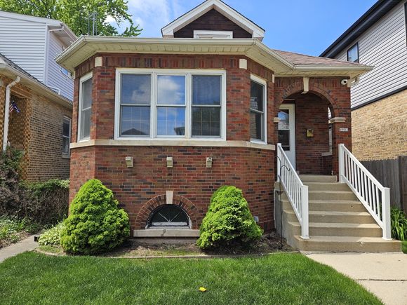 4034 N Overhill Avenue Norridge, IL House Active - Photo 1 of 18. Opens carousel modal