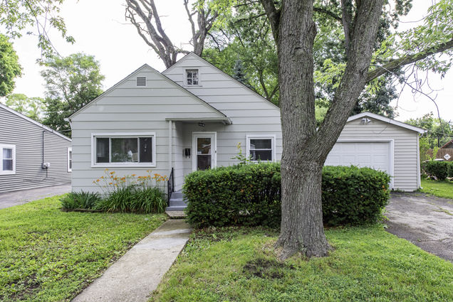 221 Kenwood Drive Round Lake Park, IL House Active - Photo 1 of 22. Opens carousel modal