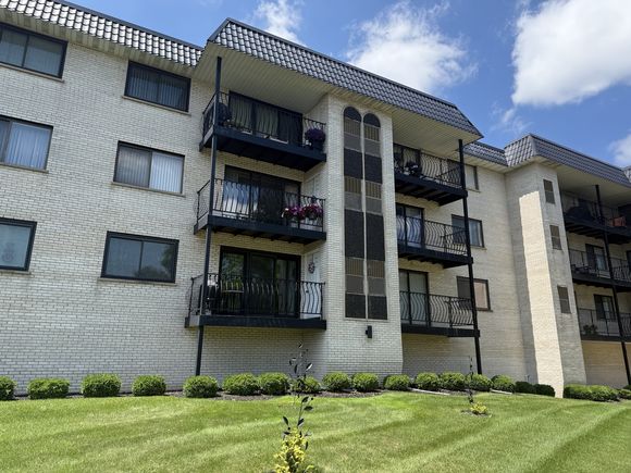 6950 W Forest Preserve Drive Unit 202