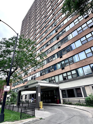 6030 N Sheridan Road Unit 1205