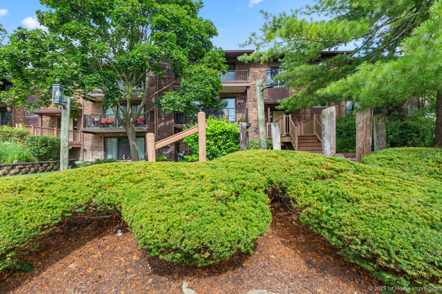 1313 Cass Lane E Unit 102 Westmont, IL Condo Active - Photo 1 of 24. Opens carousel modal