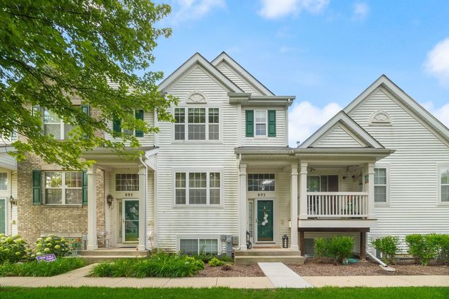 893 Emerald Drive