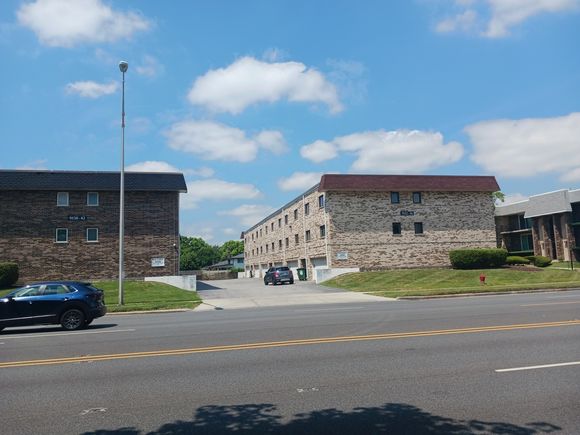 9132 S Pulaski Road Unit 2W