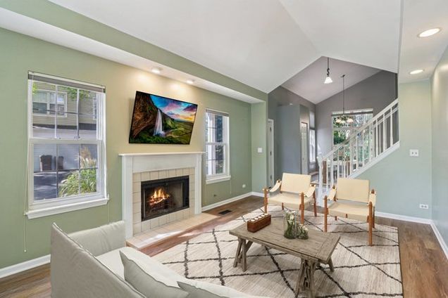 136 Parkview Drive Wauconda, IL Townhouse Sold - Photo 2 of 30. Opens carousel modal